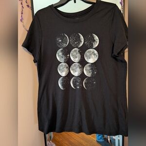 NWOT Torrid Super Soft Moon Phase Graphic Tee